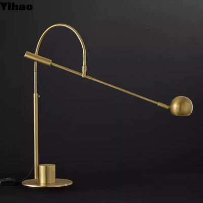 Otel ve Ev Kristal Tarzı için Brushed Brass Finish Masa Lambası