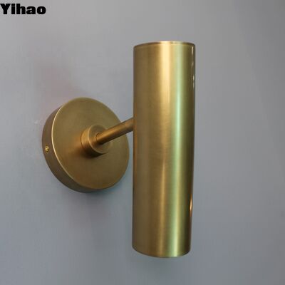 Modern Minimalist Brass Body Wall Lamp with 3500K Warm White Light for Living Room and Bedroom (Yaşam Odası ve Yatak Odası için 3500K Sıcak Beyaz Işık)